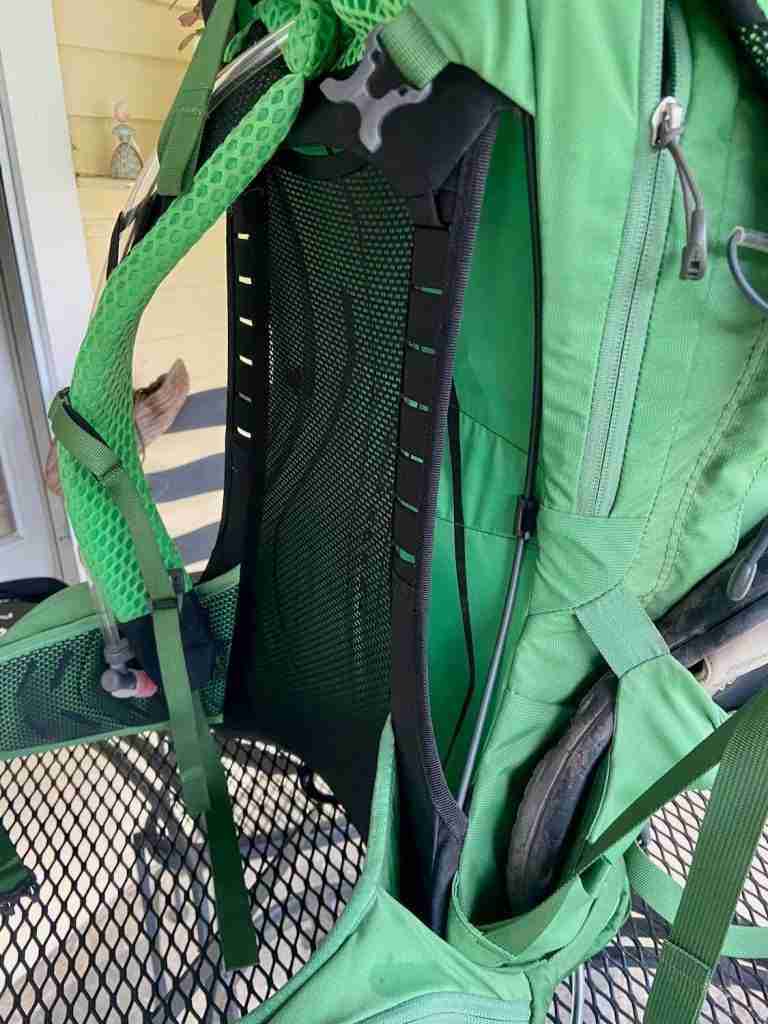 Photo showing the 3D mesh back panel on the Osprey Manta 34 backpack